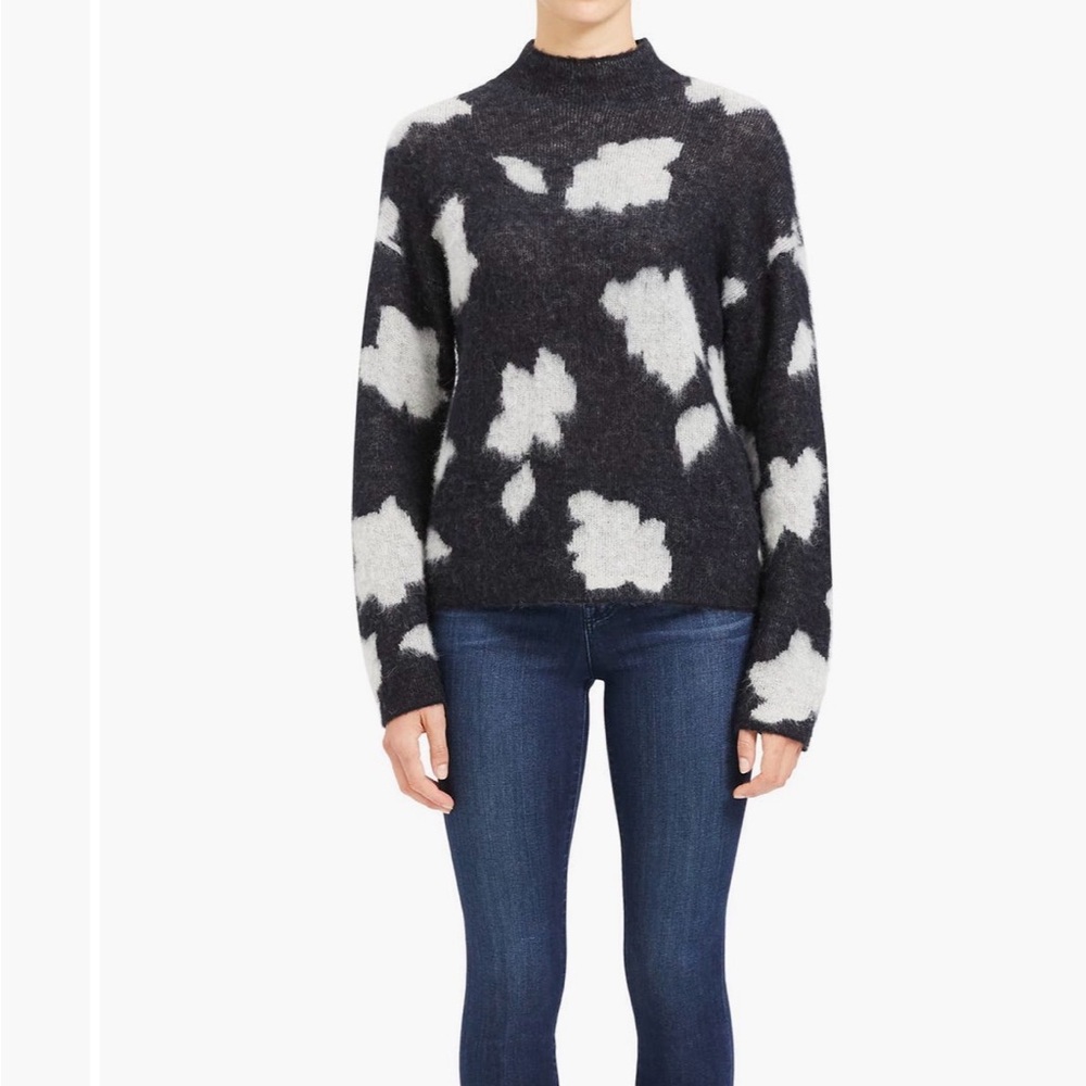 Theory Floral Black and White Sweater Size Small